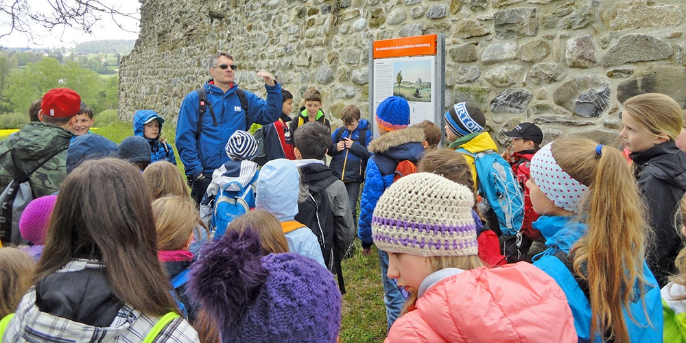 Schulausflug zur Ruine Helfenberg in Hüttwilen