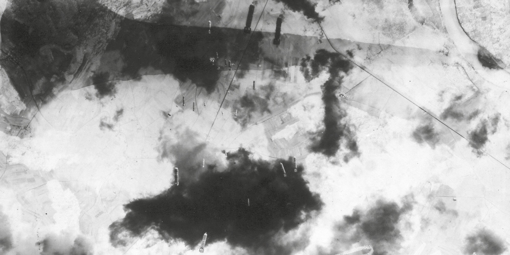 Foto aus einem der Bomber, die irrtümlicherweise am 1. April 1944 Schlatt und Schaffhausen bombardiert hatten.